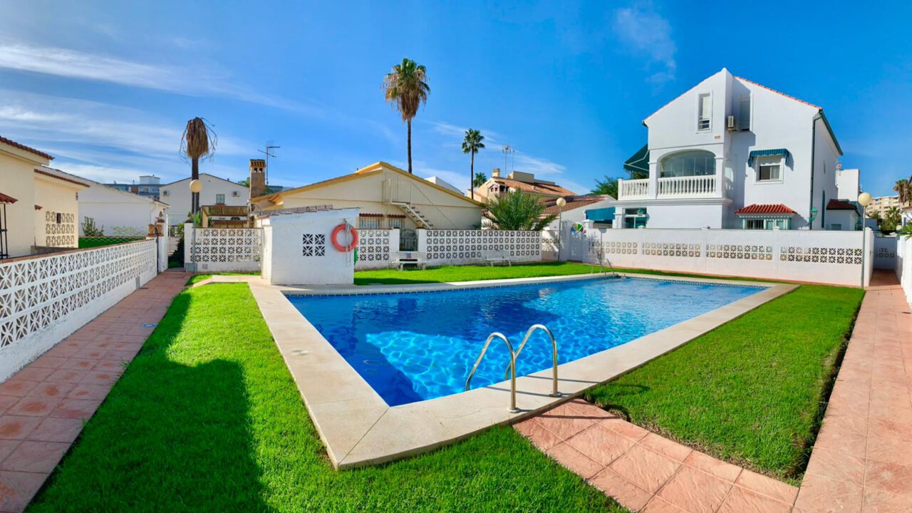 Rent Apartment Costa Del Sol